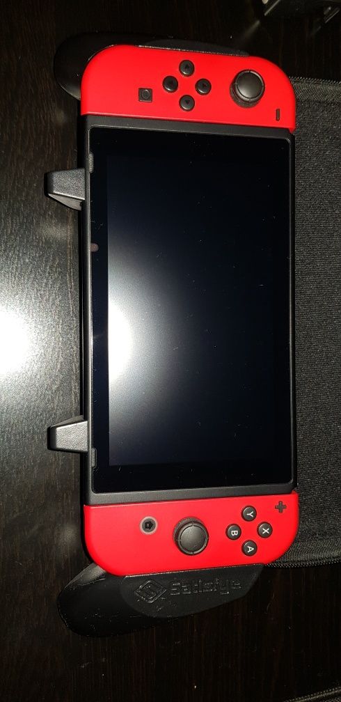 Nintendo Switch Mario Red + jogos + acessórios