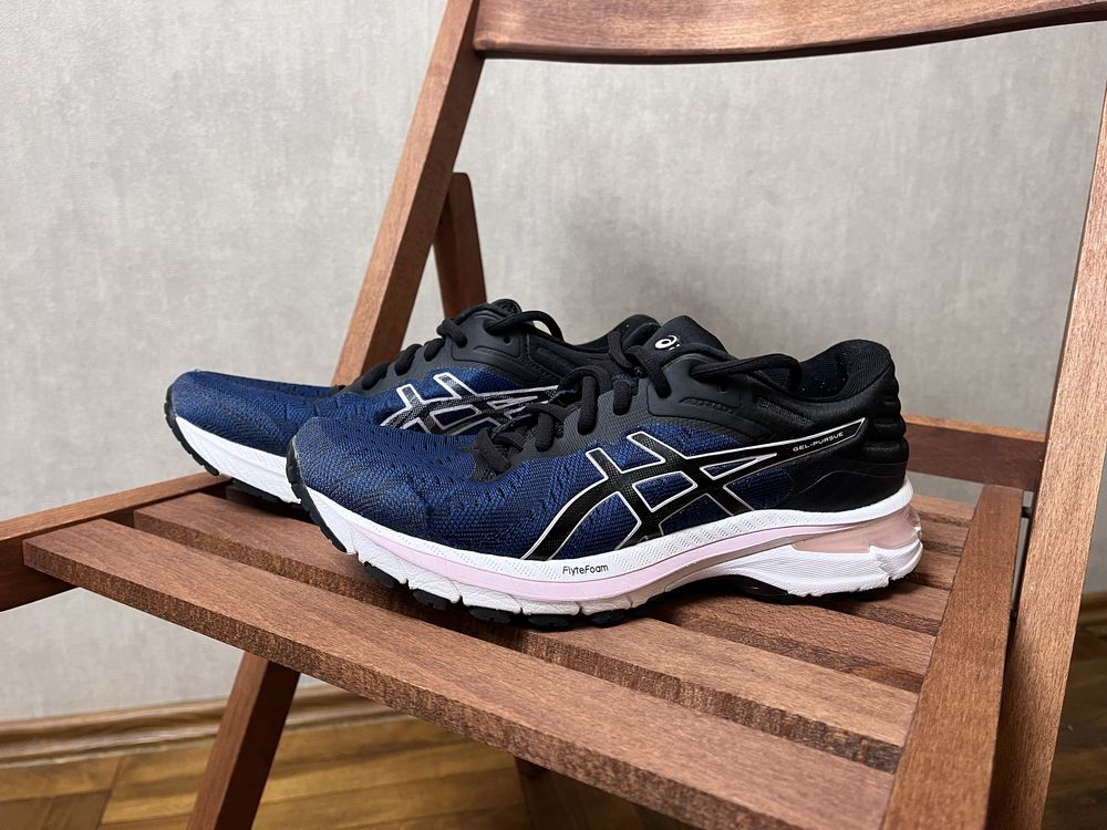 Кроссовки Reebok Zig Kinetica  37 Asics gel-pursue 7