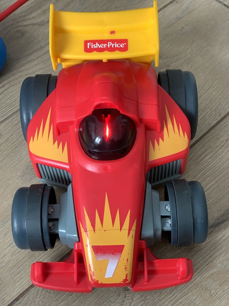 Zabawka zdalnie sterowana jeżdżąca Fisher Price