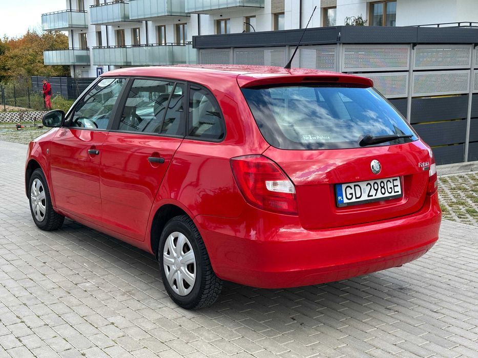 Skoda Fabia II 1.4 benz *109 tyś km* *2010* *Klimatyzacja* *Elektryka*
