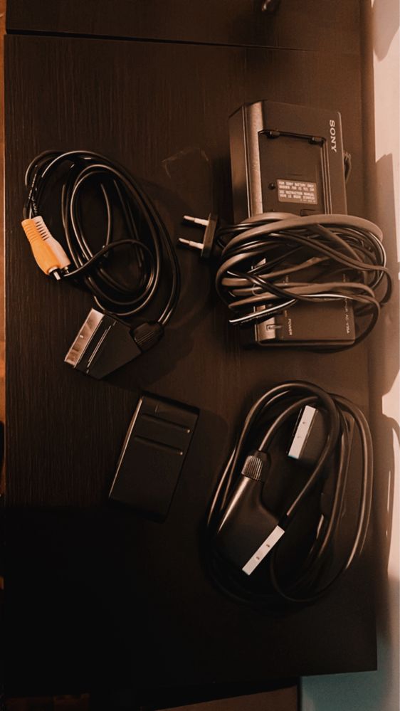 Sony CCD-FX7000E