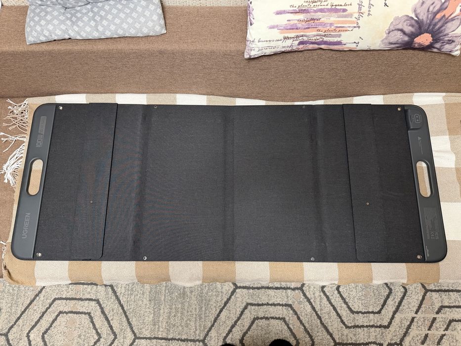 Сонячна панель Ugreen 100w