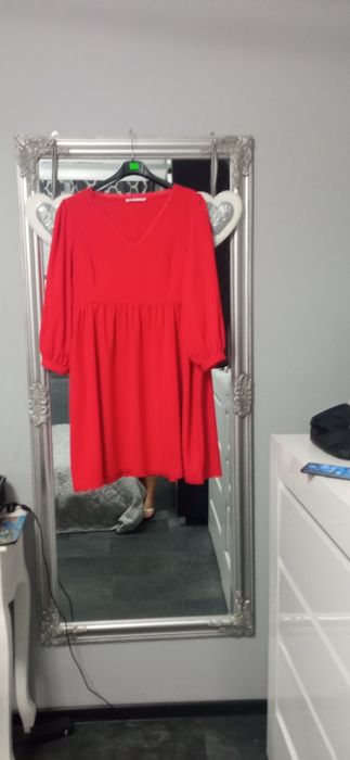 Sukienka czerwona Sinsay rozmiar 40