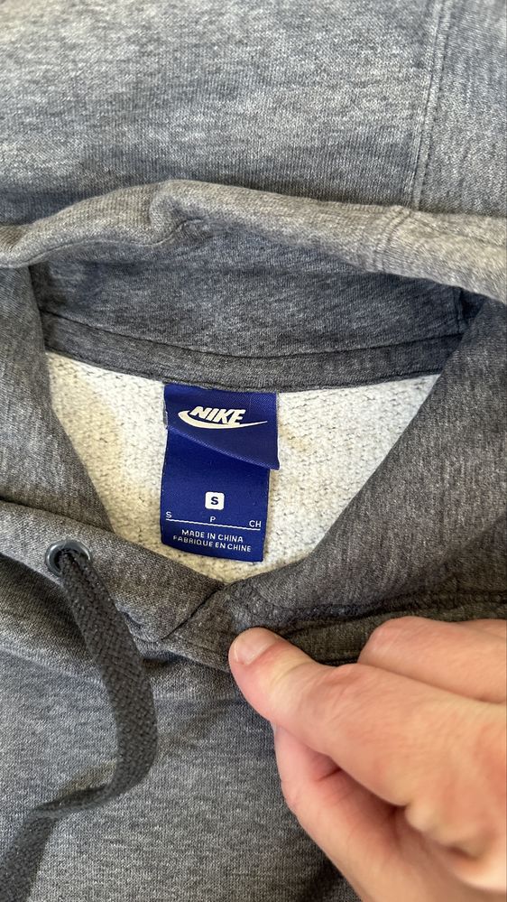 Продам кофту nike
