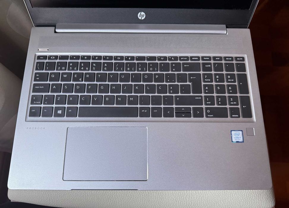 HP Probook 450 G6 15.6"FullHD/i7-8565u Quad Core/16Gb Ram/Ssd 256Gb