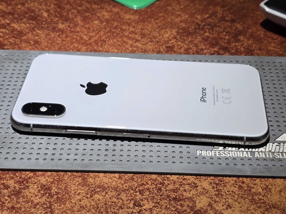 Używany - Apple iPhone XS 256GB Srebrny - GSM Baranowo