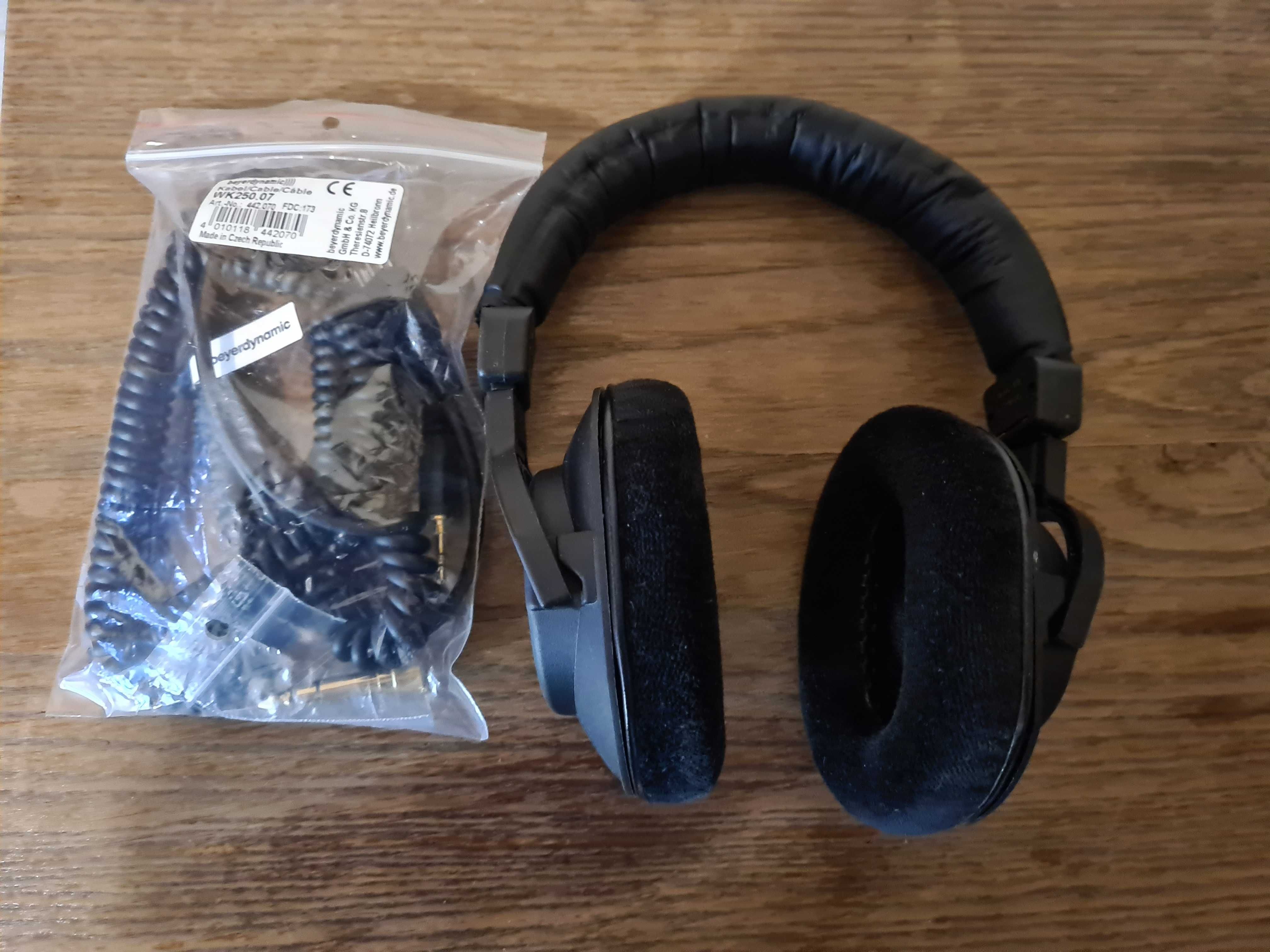Студийные наушники Beyerdynamic DT250 [80 Ohm]