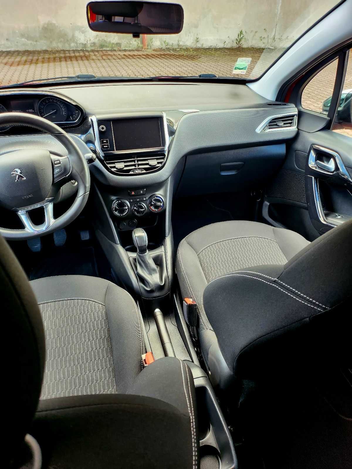 PEUGEOT 208 Super Stan