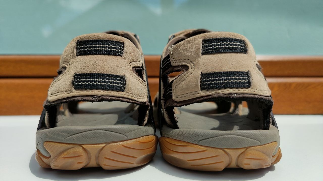 Трекінгові Сандалі Босоніжки Ecco  Keen Merrell Kahuna III J88800 42р
