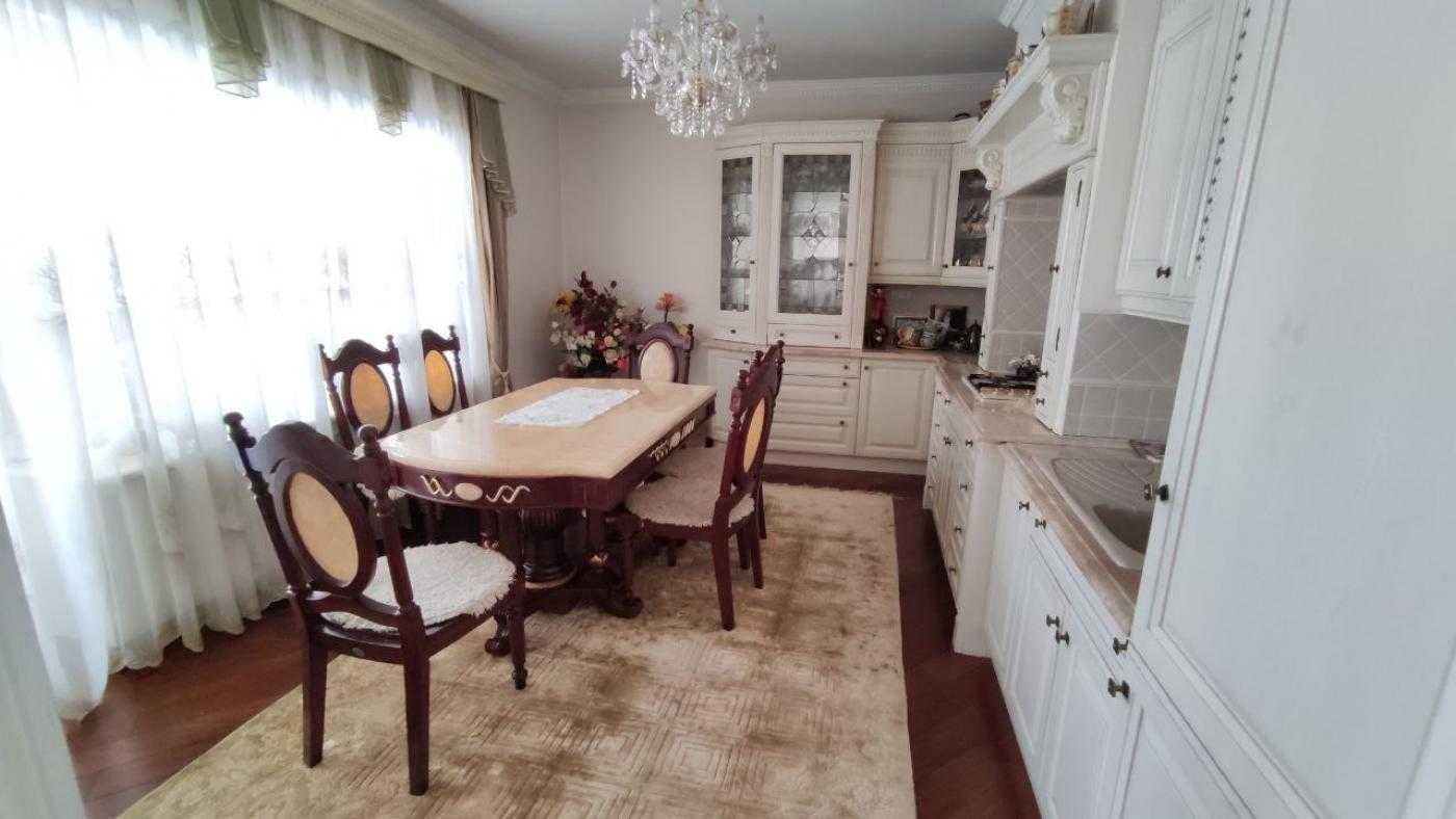 Продаж будинку, вулиця Брюховицька
