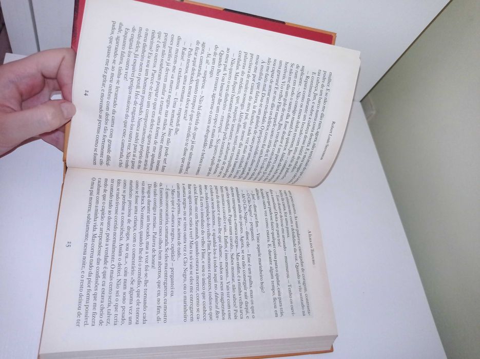 A Ilha do Tesouro de Robert Louis Stevenson (portes incluídos)