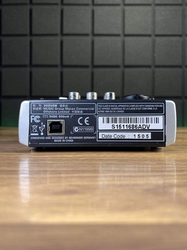 Behringer Xenyx 302USB