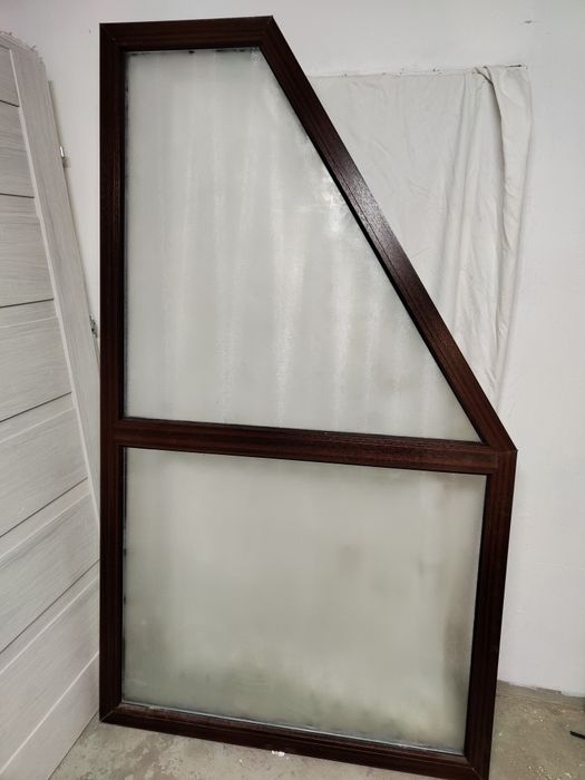 Pergola przegroda brąz plastikowa z szybą  5 sztuk