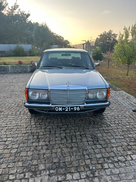 Mercedes W123 - 300D - 5 velocidades
