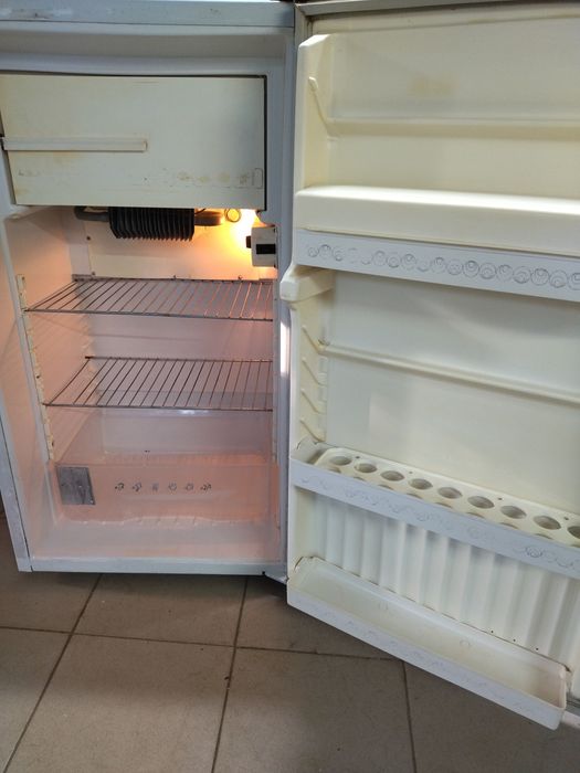 Продам робочий холодильник