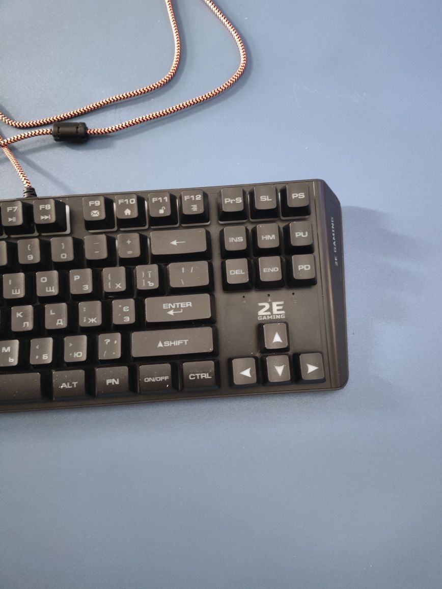 (Несправна) клавіатура 2Е Gaming KG355