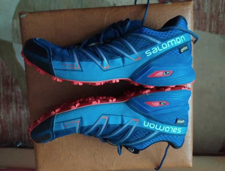 Мужские Кроссовки SALOMON  28.5 GORTEX