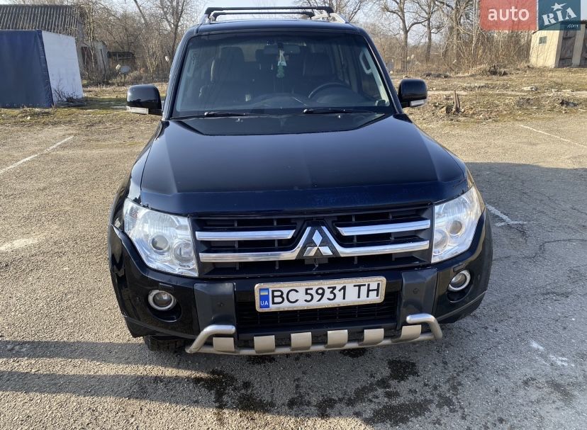 Продам паджеро вагон 4