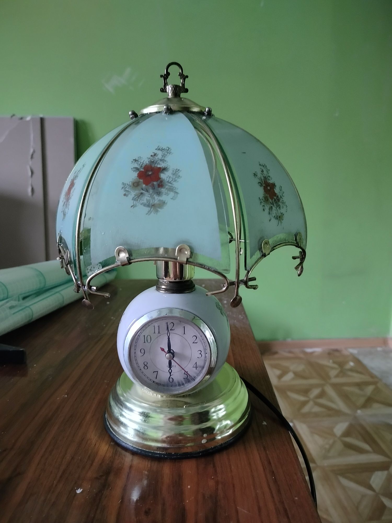 Lampka porcelanowa z zegarkiem PRL antyk
