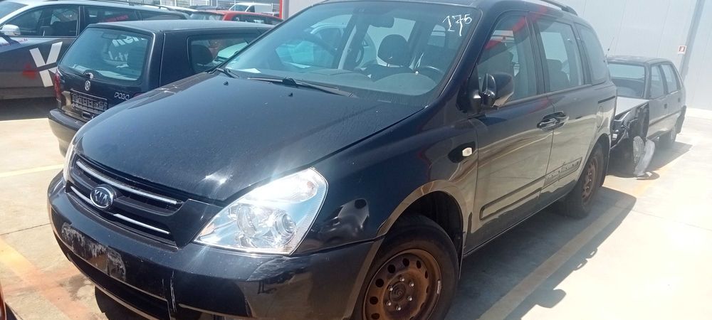 Kia Carnival  para Peças