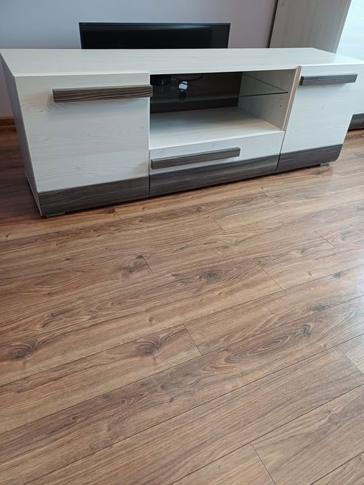 Szafka rtv blanco