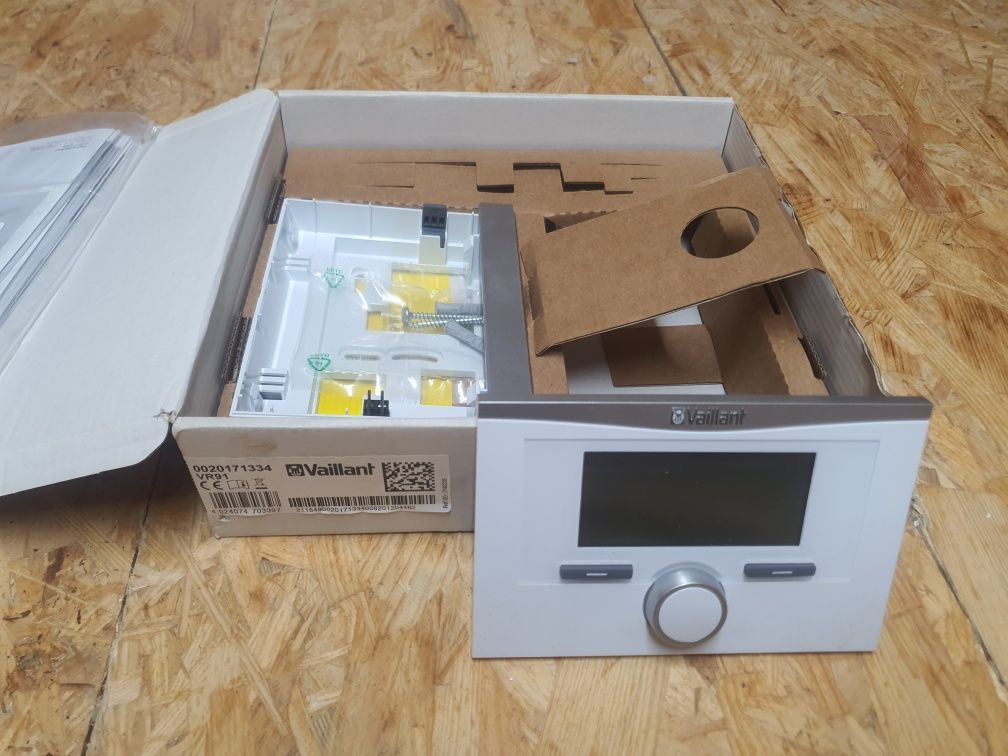 Sprzedam regulator pokojowy VAILLANT VR 91