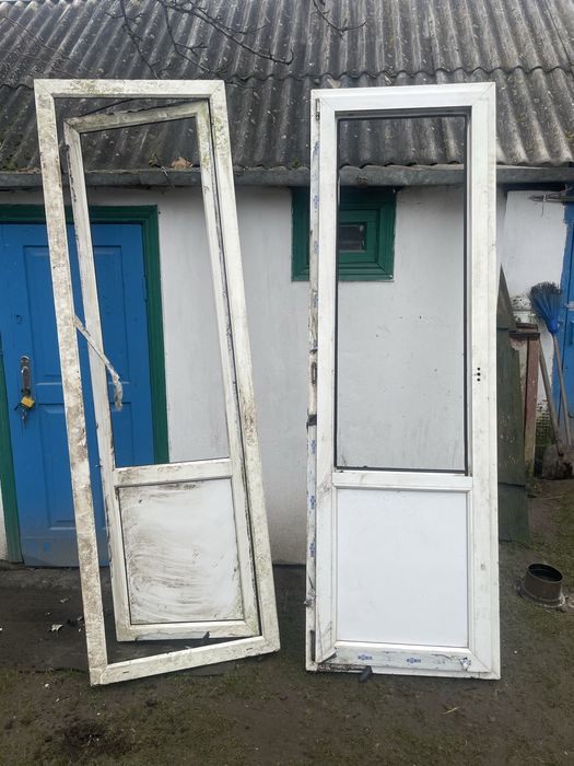 Двері металопластикові