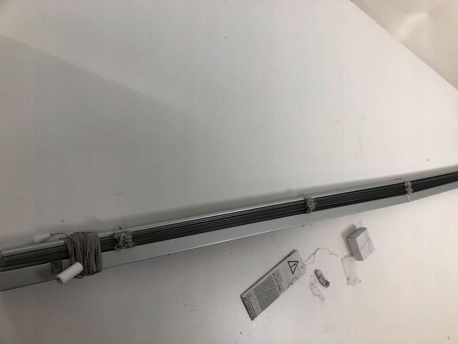 Aluminiowa żaluzja Gardinia srebrna 200x175 cm montaż ściana sufit