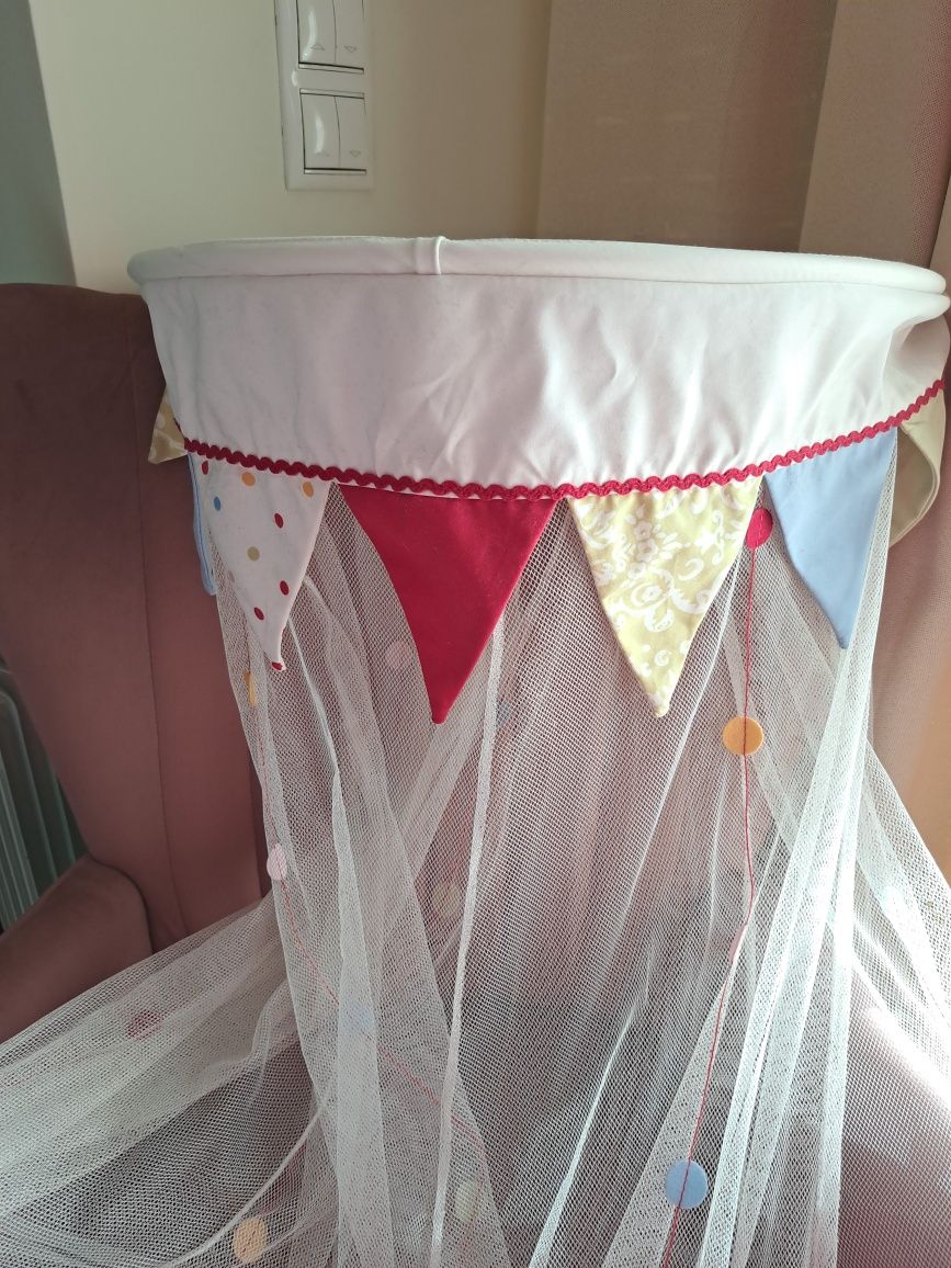 Dossel para quarto de criança.