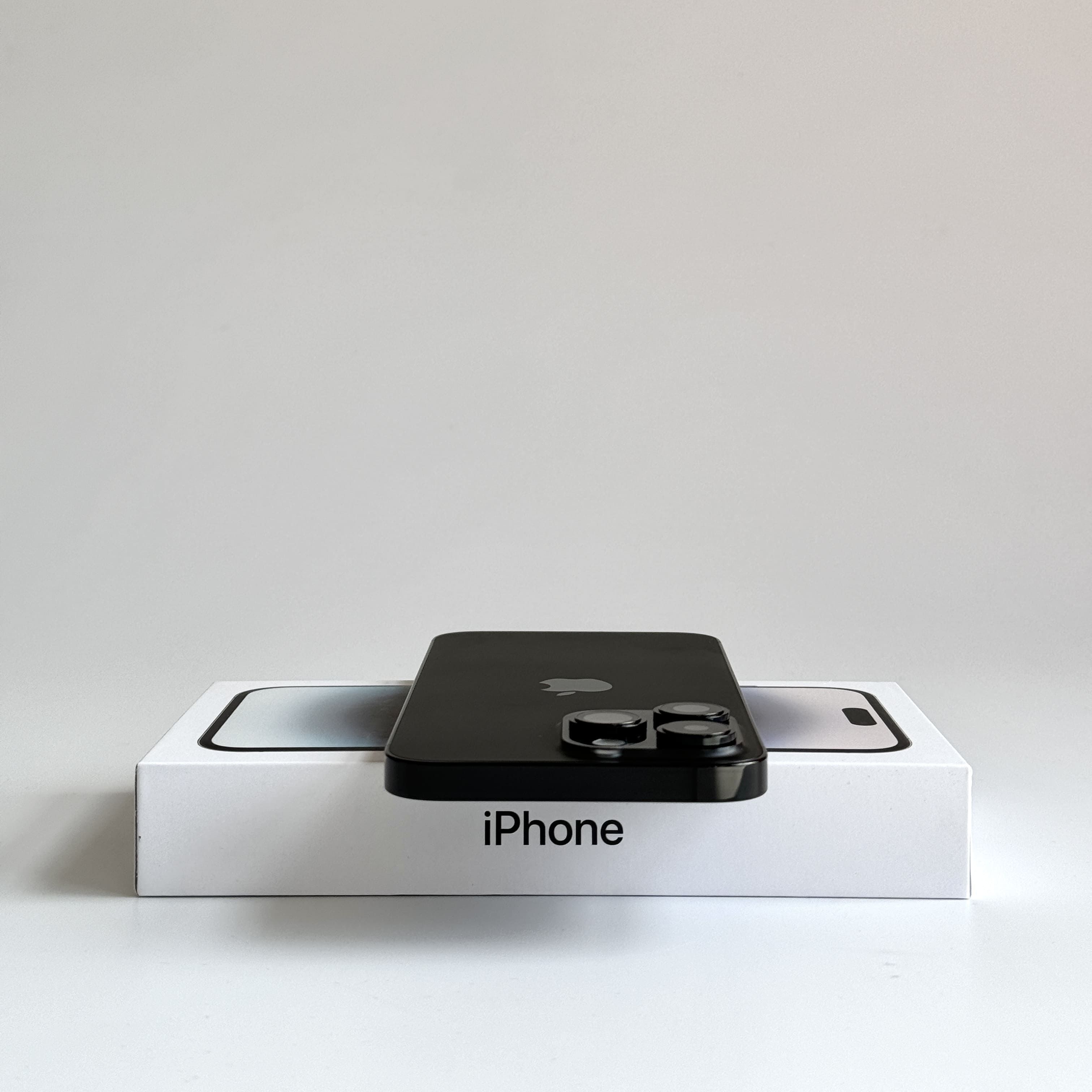 Б/У Apple iPhone 14 Pro Max 128Gb Space Black eSIM