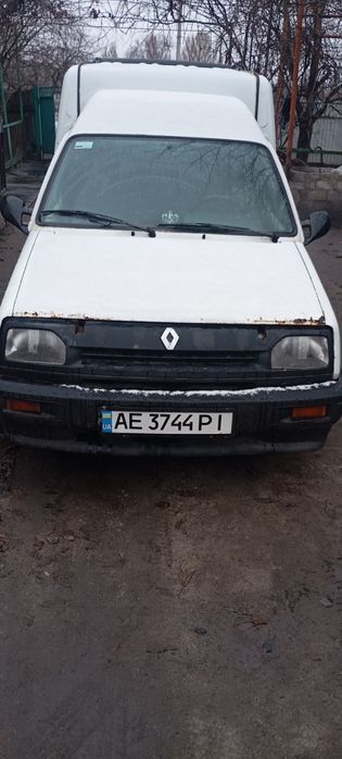 Продам Рено рапид