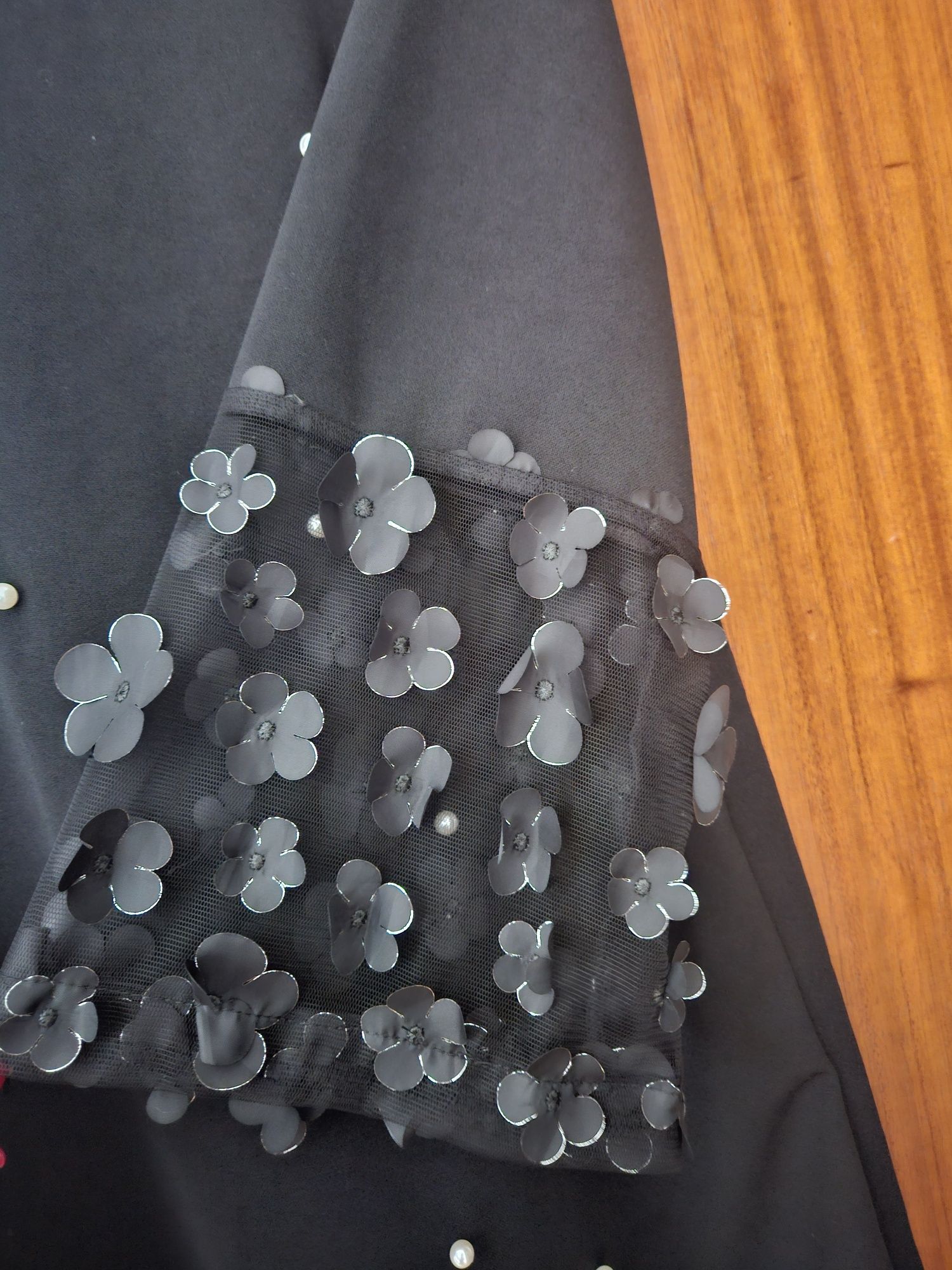 Vestido com pérolas