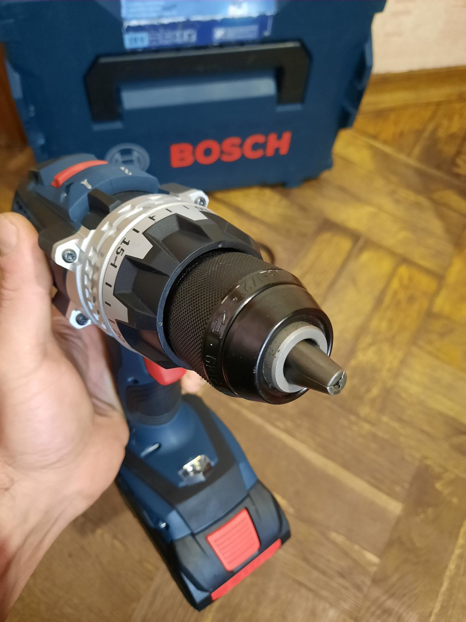 Комплект!!Безщітковий шуруповерт Bosch GSR 18V-110 C+акб(4аг)+з/у+кейс