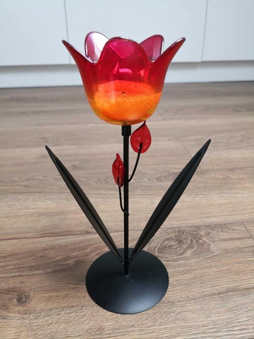 Świecznik tulipan