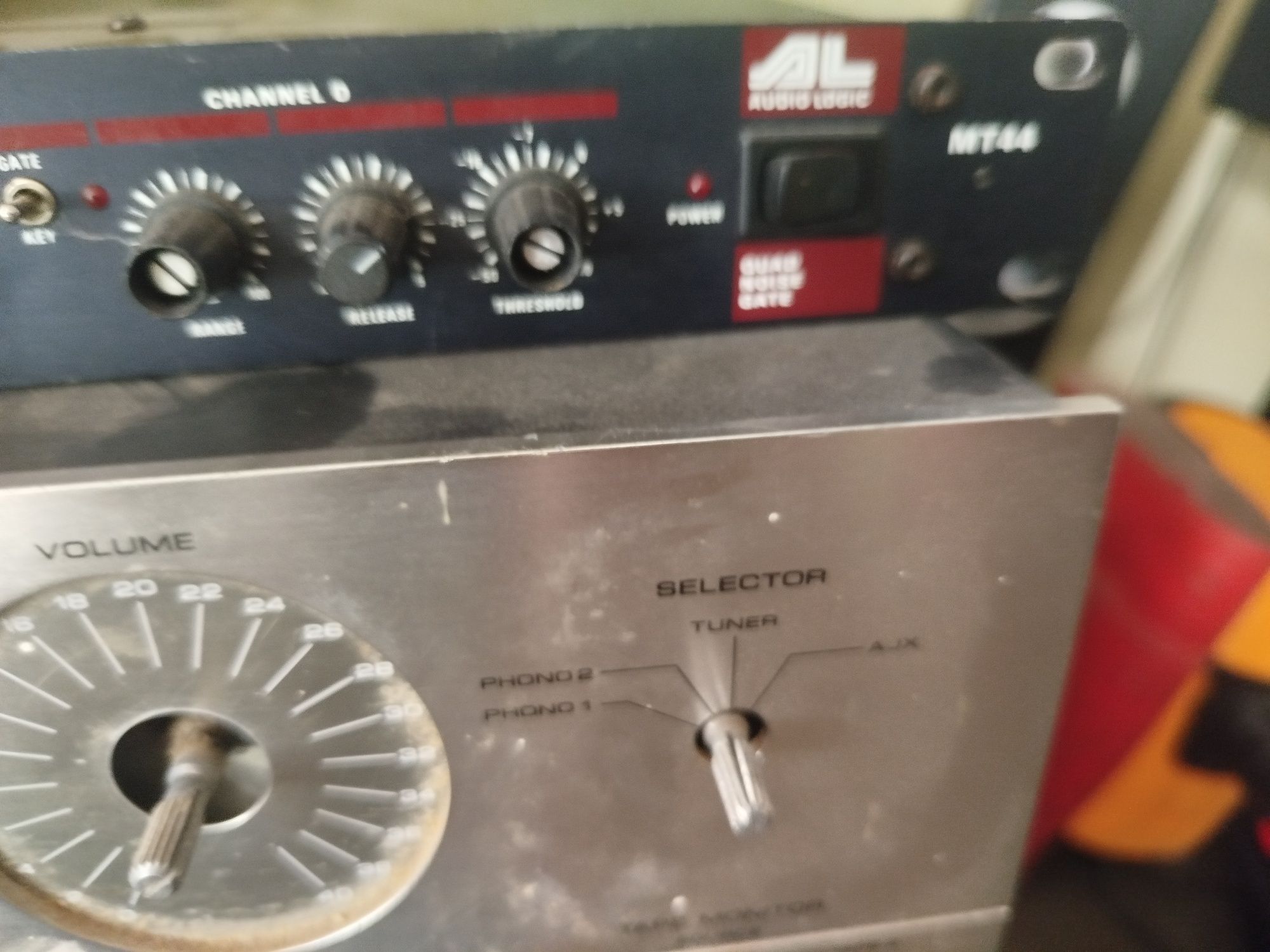 Wzmaczniacz Akai 2650