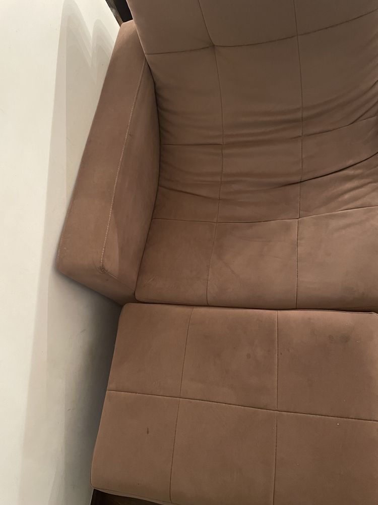 Sofas/poltronas com apoio para pés