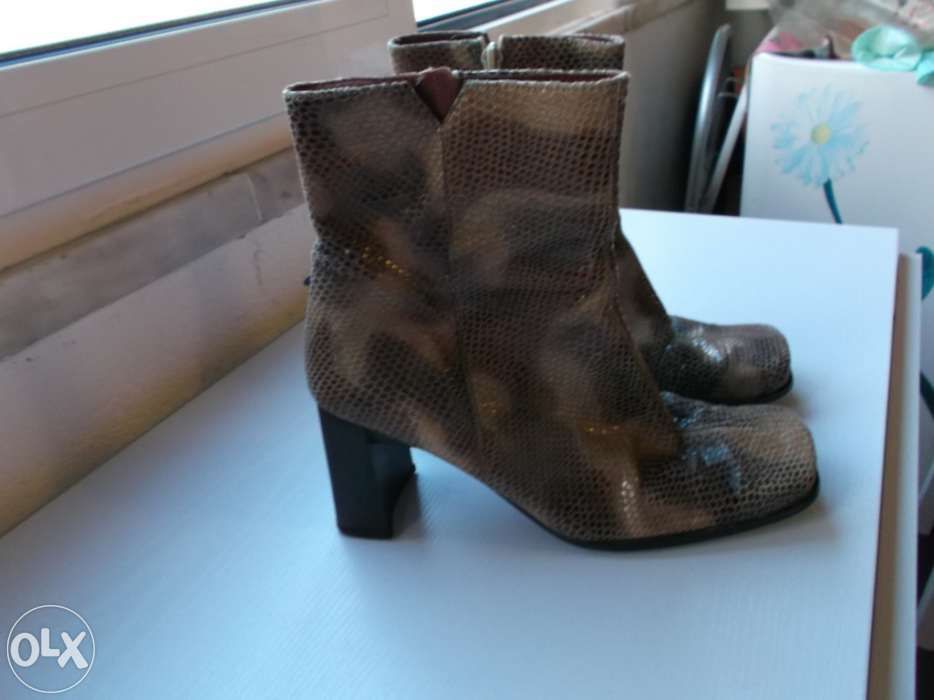 Botas pele marca Chelsei 37