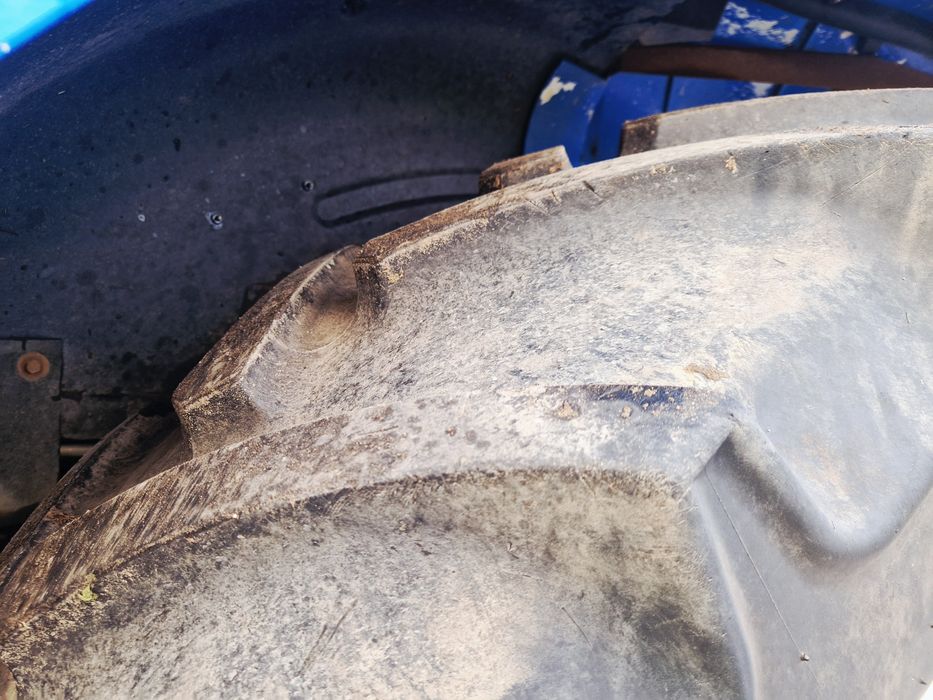 New Holland T6050 rok 2008 tuz Amortyzowana oś Bardzo dobry stan Case