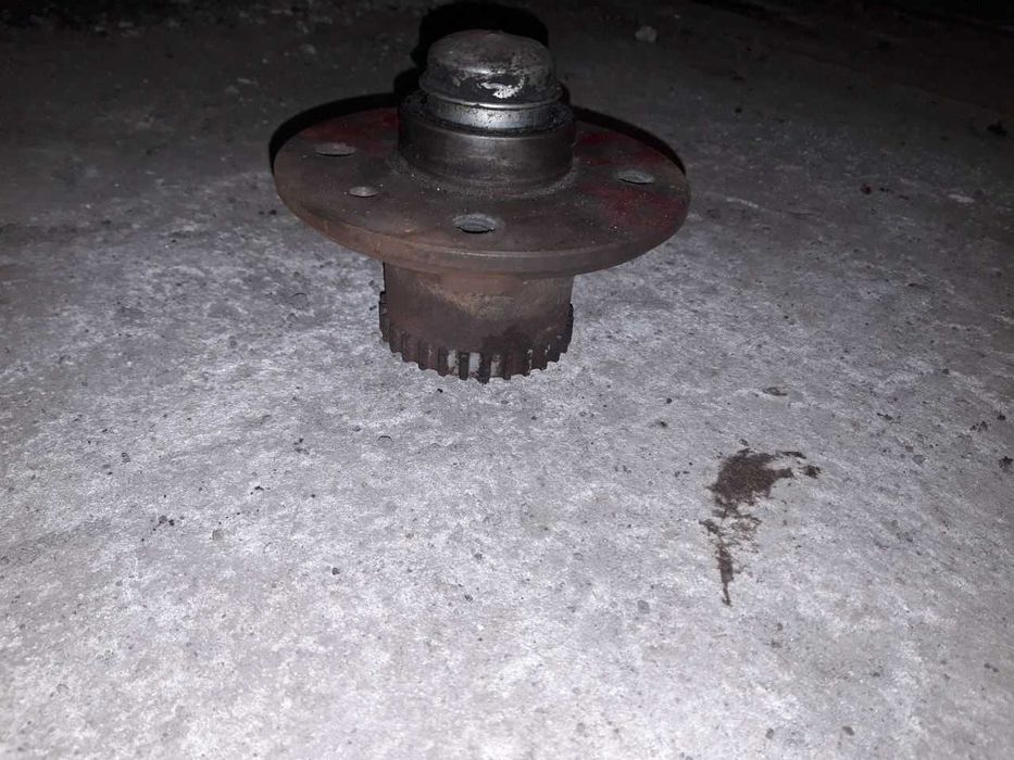 Ступица колеса sens lanos nexia nubira opel vectra B Lacetti цапфа