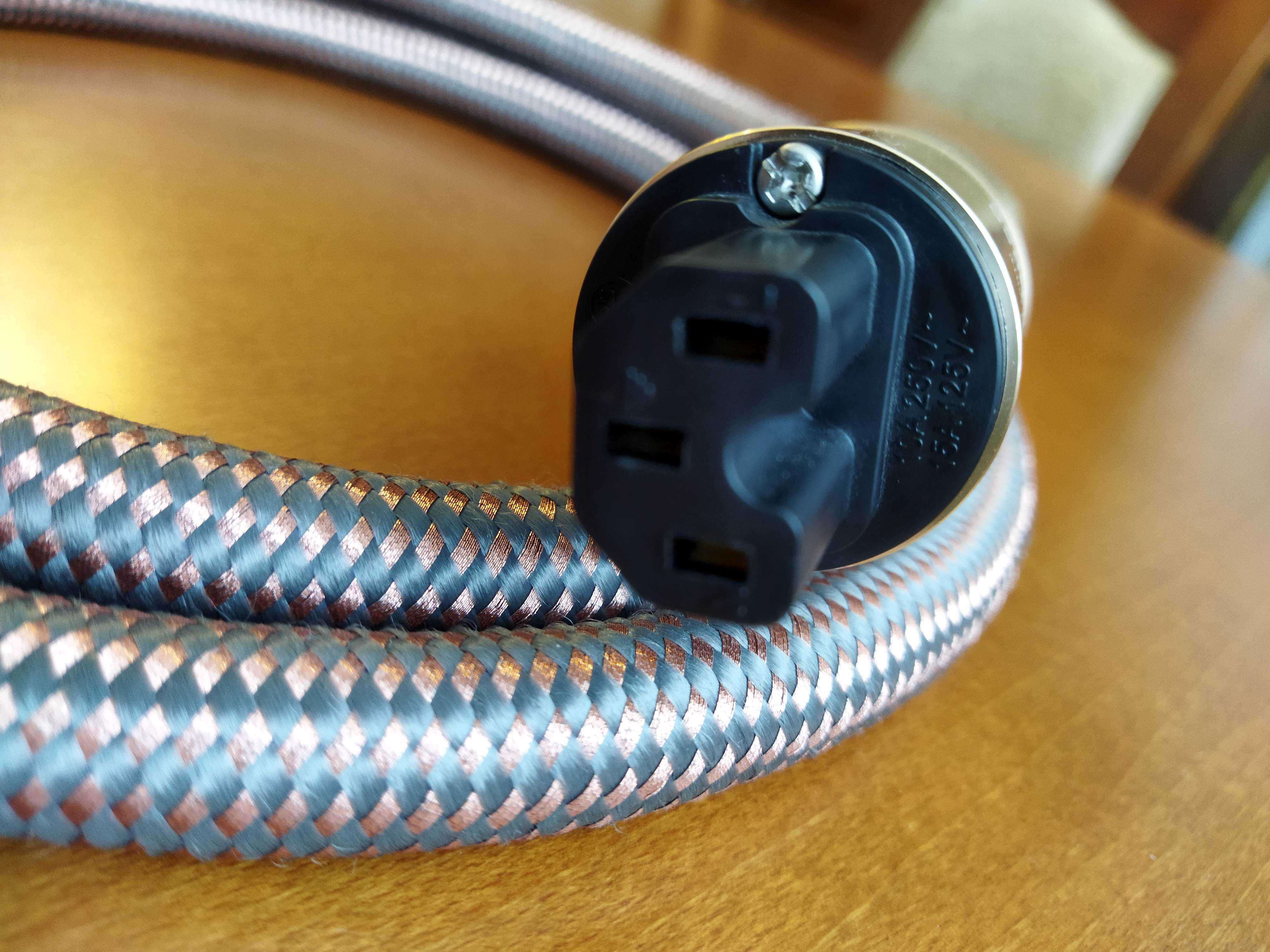 Kabel zasilający Accuphase jak nowy