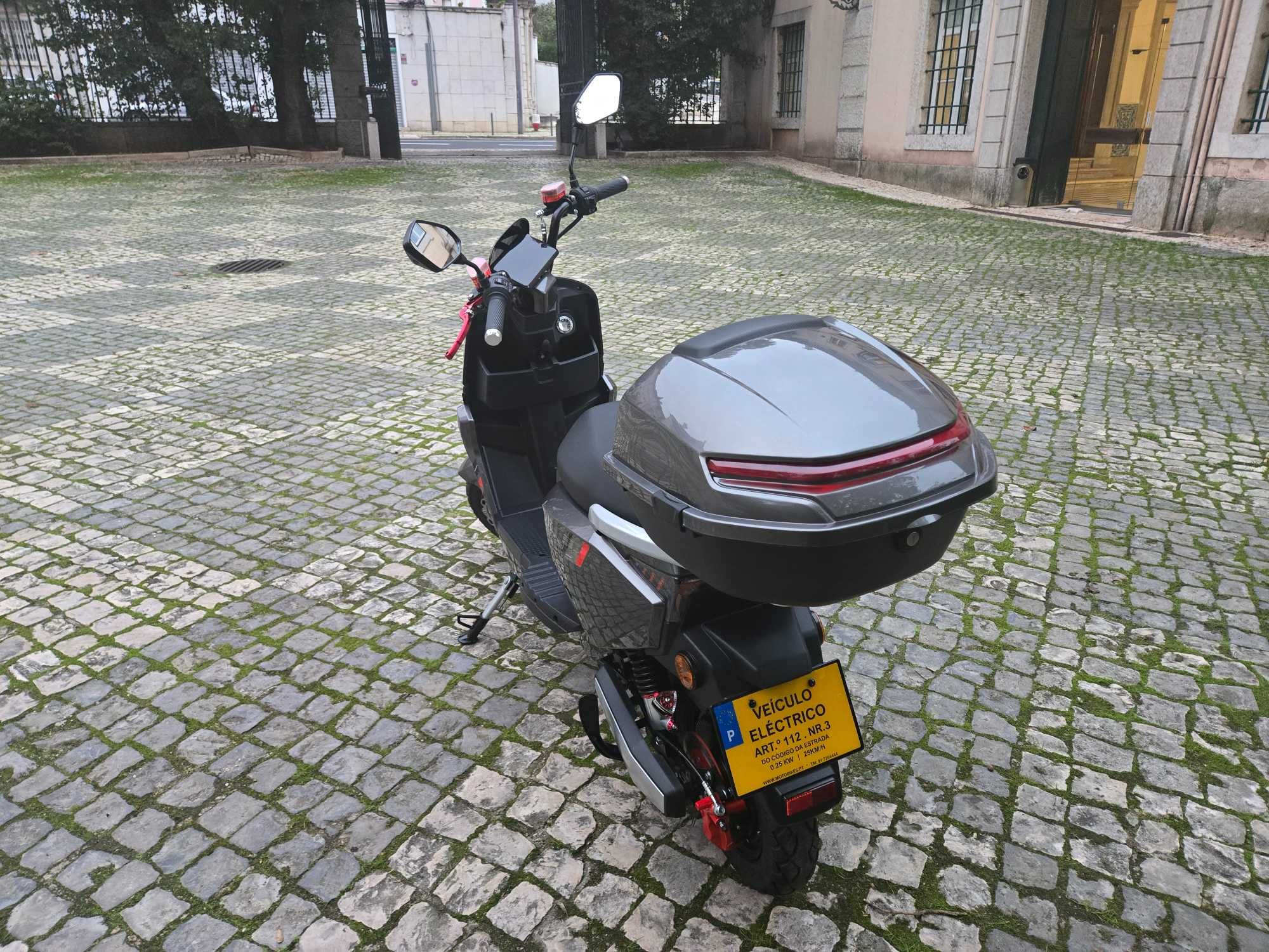 Demop Raider S4 Sport Veículo Eletrico  S/ Carta