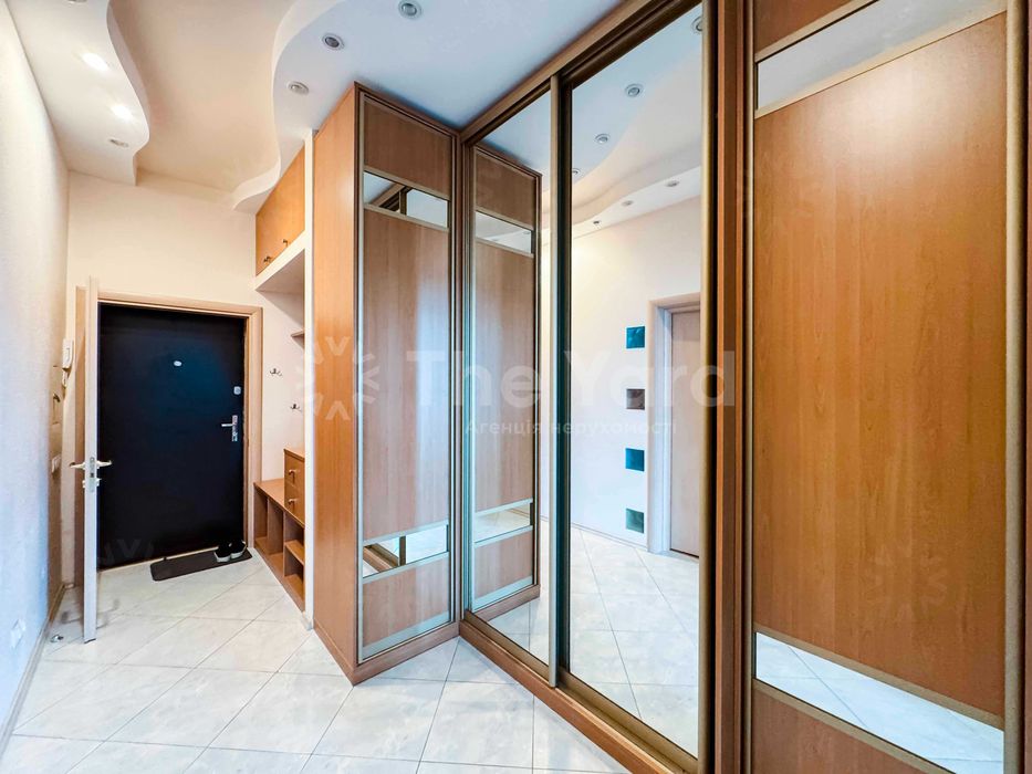 Продаж 1-к квартири 53 кв.м Підвисоцького 6-В, метро Звіринецька