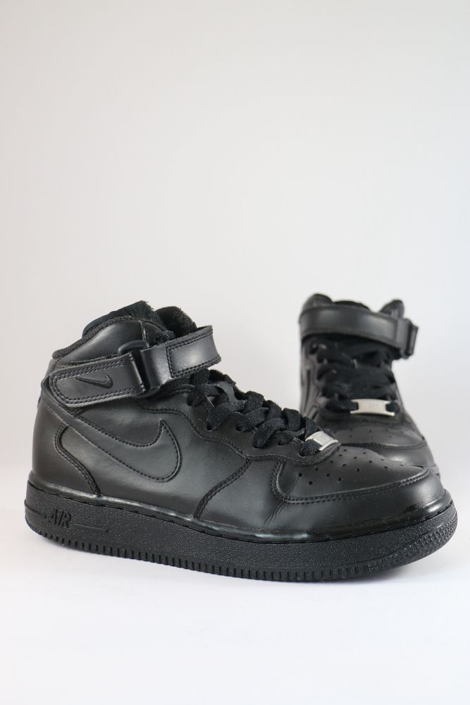 NIKE Air Force 1 Mid GS Розмір 36,5