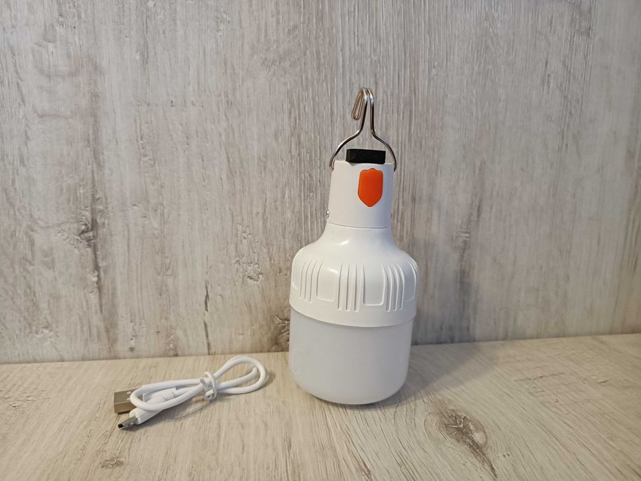 Lampka kempingowa LED