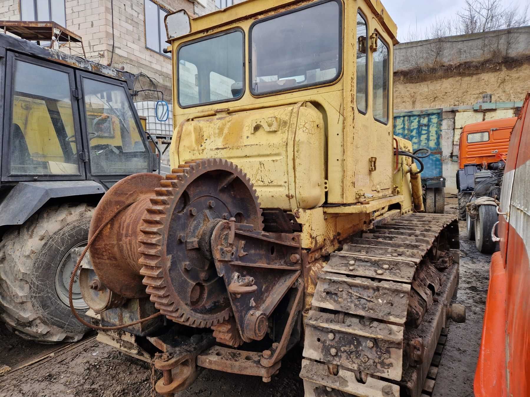 Маніпулятор евакуатор кран самоскид повноприводний