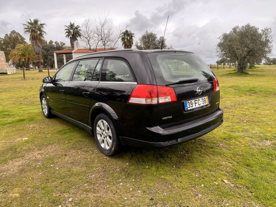 OPEL VETRA 1.9 2008