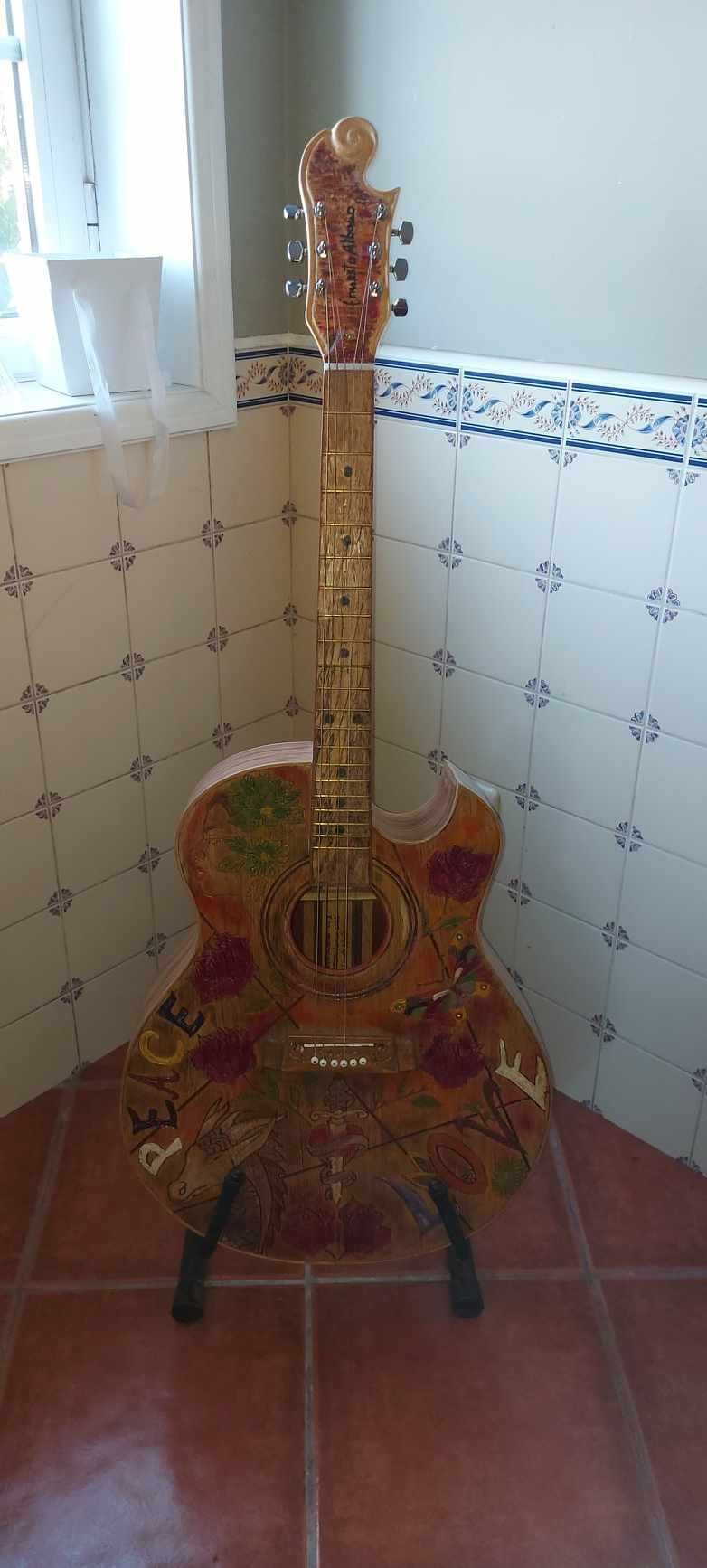 Guitarras artesanais, divulgação.