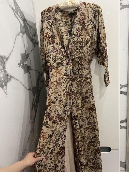 Сукня Hugo Boss, Massimo Dutti