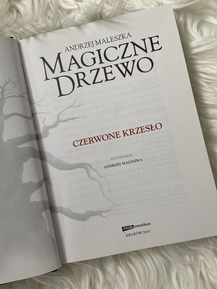 Książka „Magiczne drzewo. Czerwone krzesło”