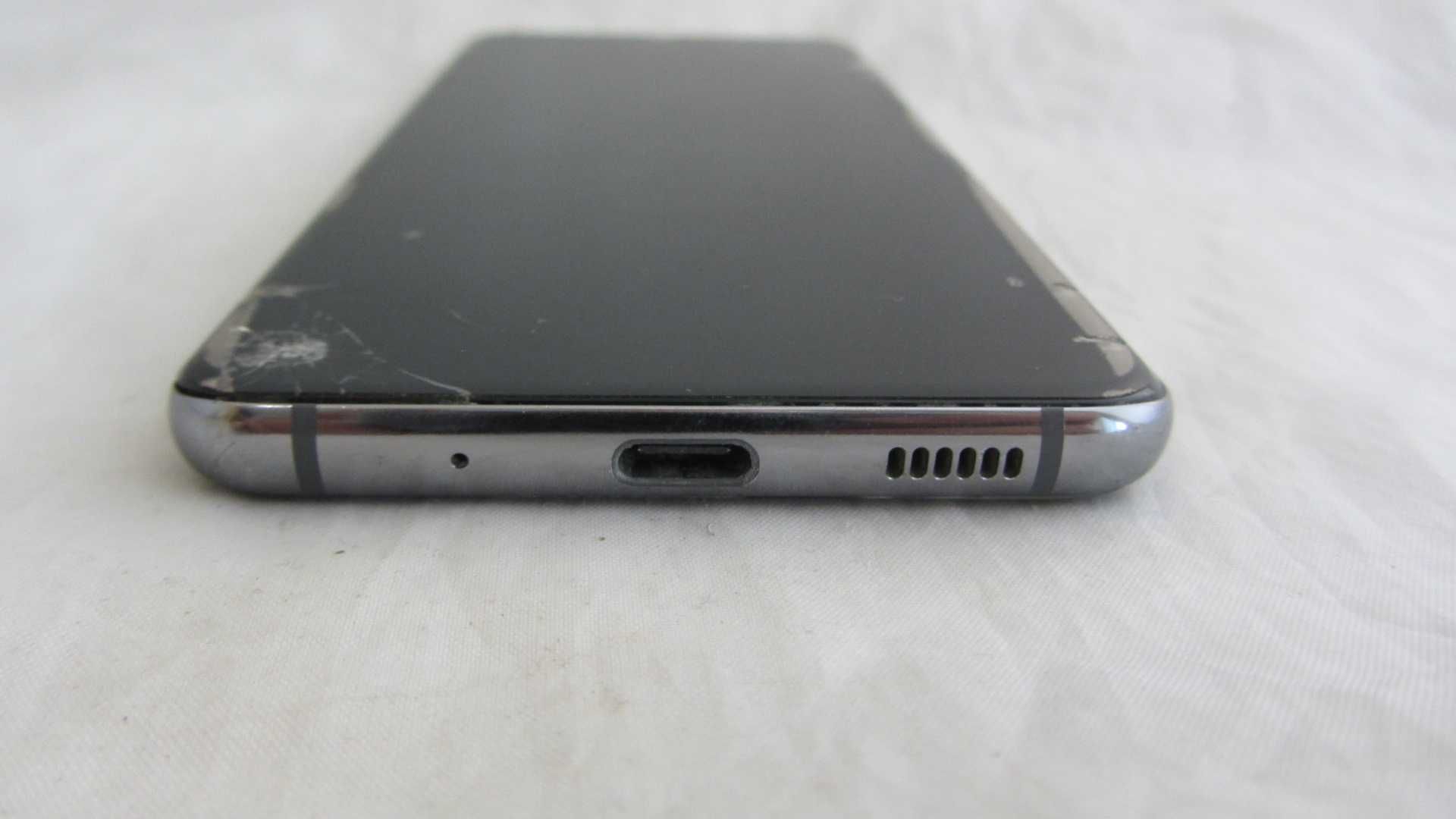 Samsung Galaxy S20 (SM-G980FZAD) Gray